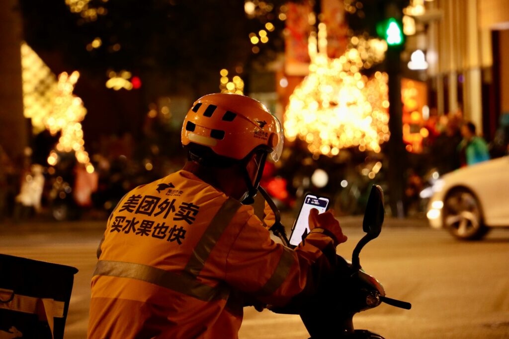 Essential China travel apps for foreign visitors
